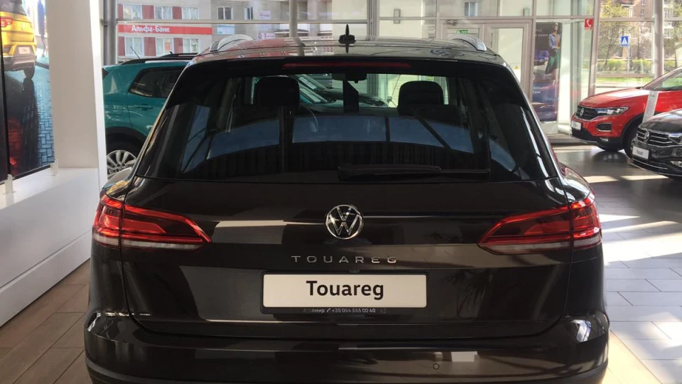 Volkswagen Touareg Коричневий корабель 3