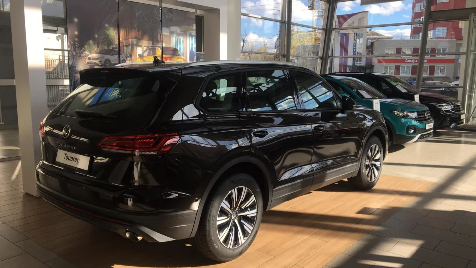 Volkswagen Touareg Коричневий корабель 4