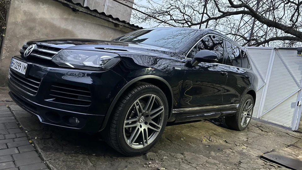 Volkswagen Touareg Panzer Wolf