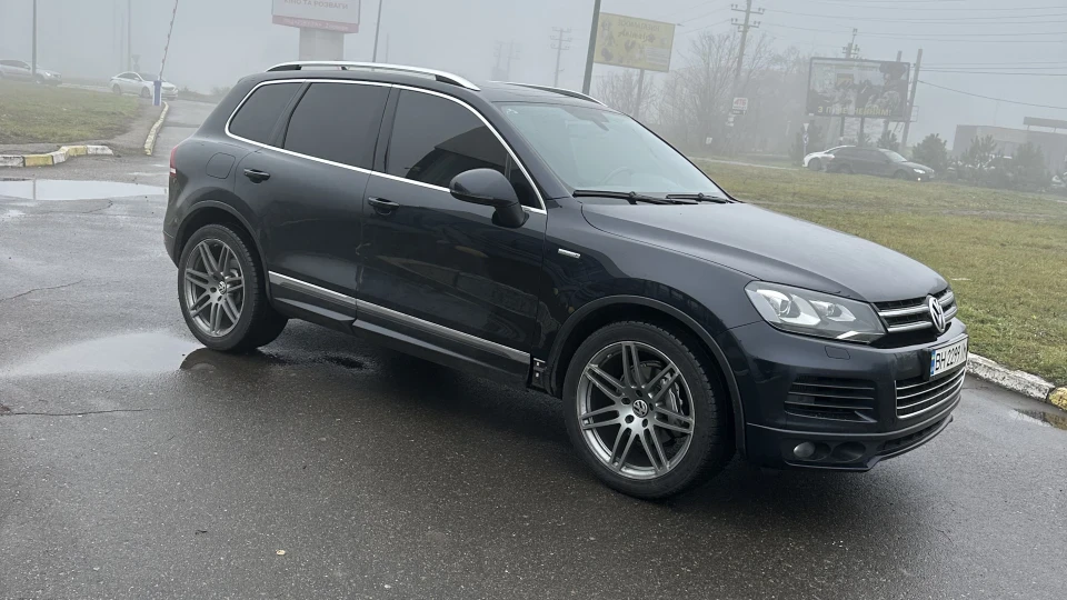 Volkswagen Touareg Panzer Wolf 2