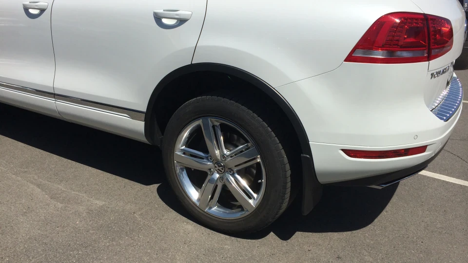 Volkswagen Touareg перламутр 3