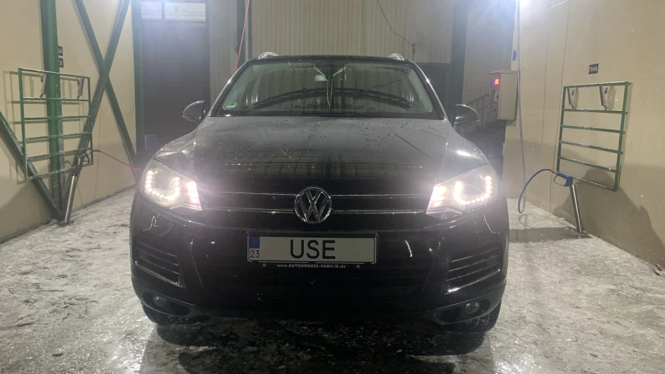 «Volkswagen Touareg Pneumo «Хуліган»» 2