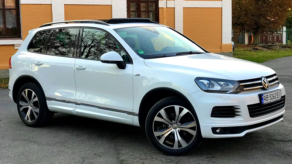 Volkswagen Touareg R-LINE PANORAMA PNEVMO