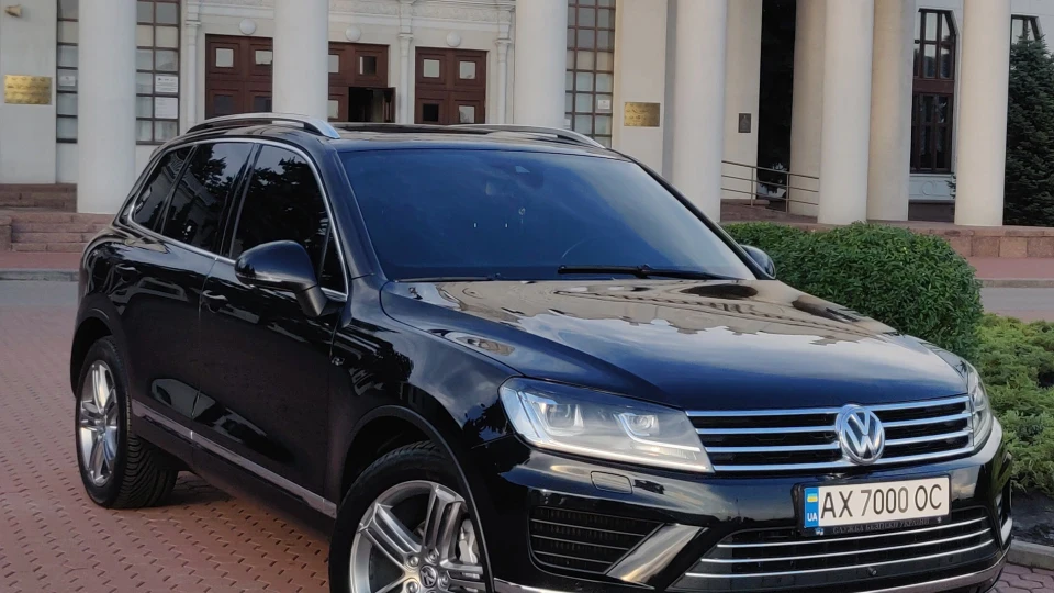Volkswagen Touareg R-line 2