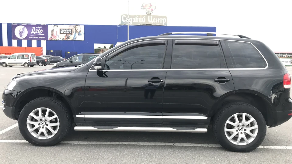 Volkswagen Touareg R5, A1 black 2