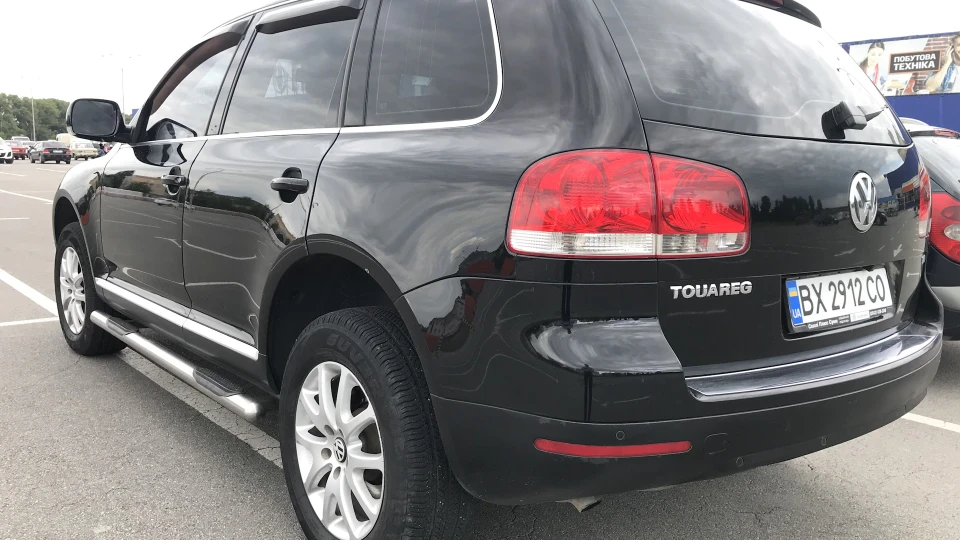 Volkswagen Touareg R5, A1 black 3