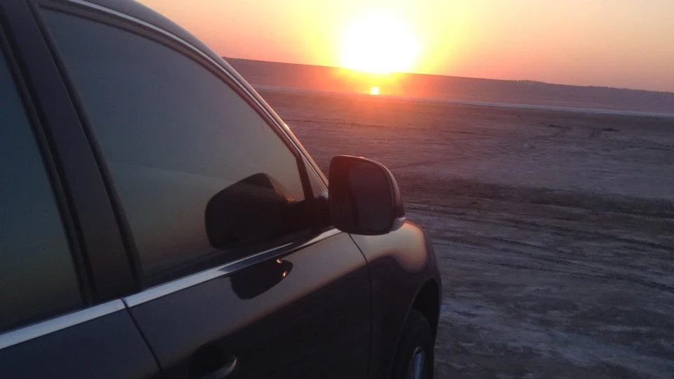 Volkswagen Touareg Сірий Тур 2