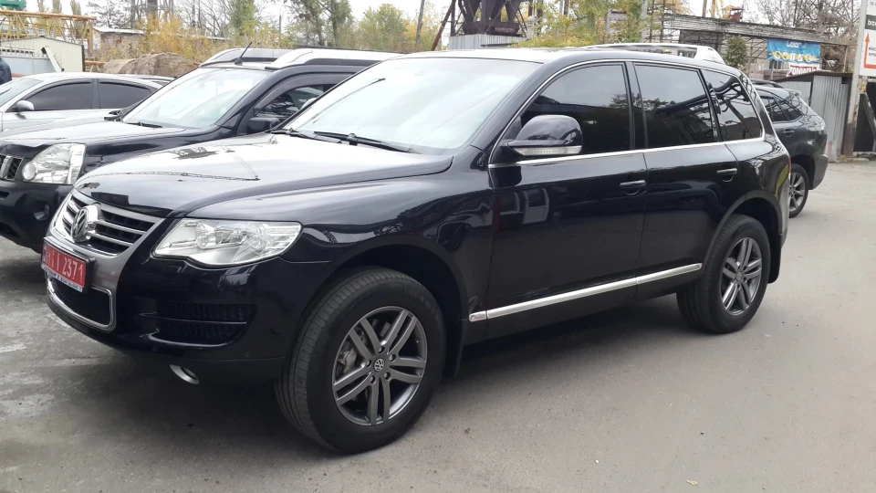 Volkswagen Touareg Трьох літровий ПеРфОрАтОр