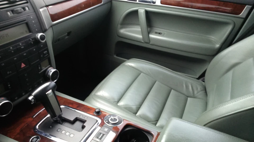 Volkswagen Touareg V 10 BI turbo 5