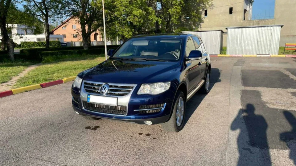 Volkswagen Touareg V6, 3.0tdi BKS 2