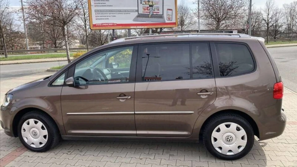 Volkswagen Touran 2