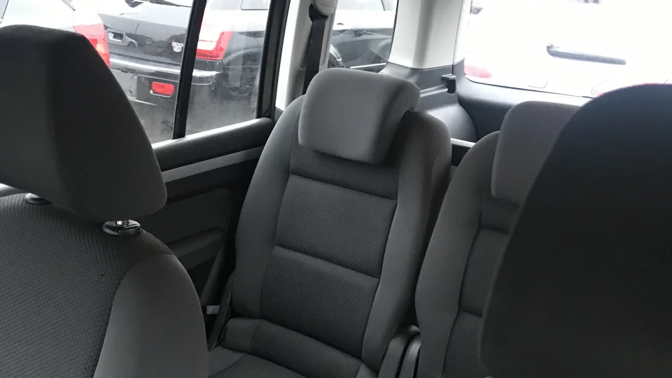 Volkswagen Touran 3