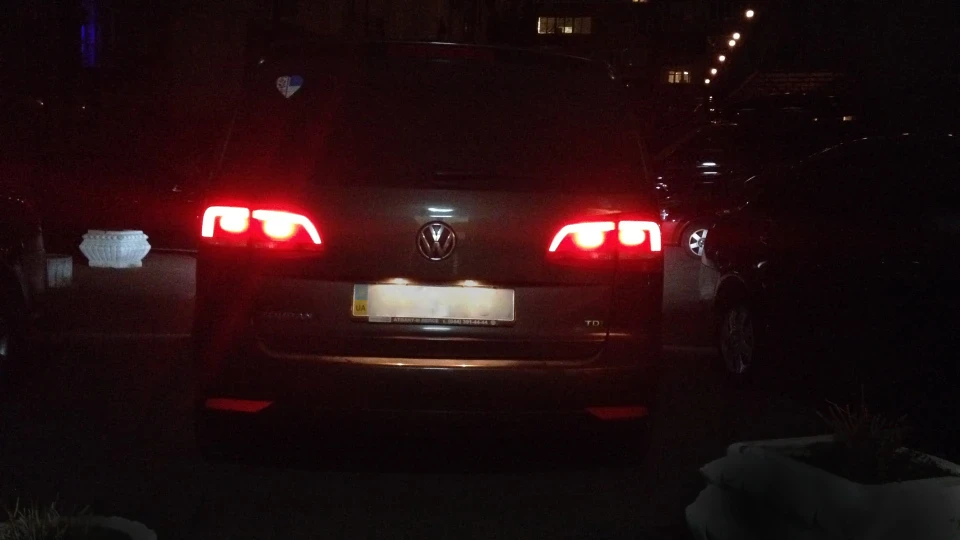 Volkswagen Touran 2
