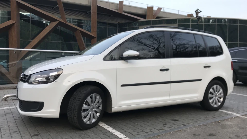 Volkswagen Touran 4