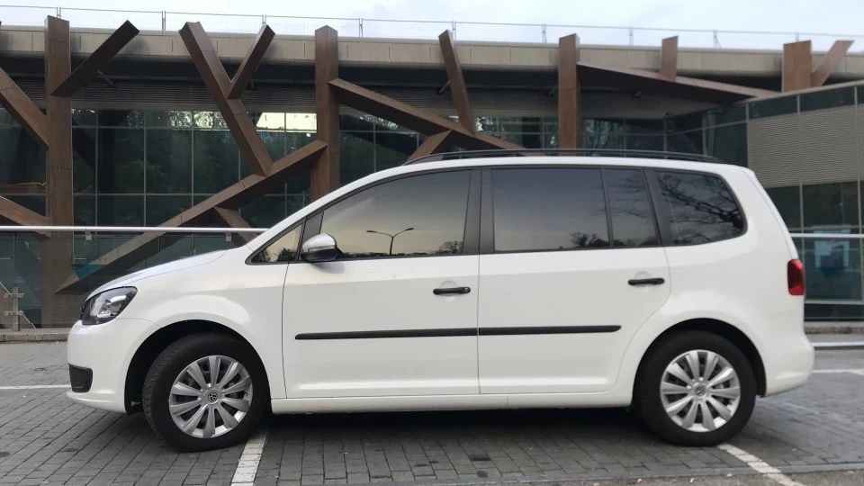 Volkswagen Touran 5