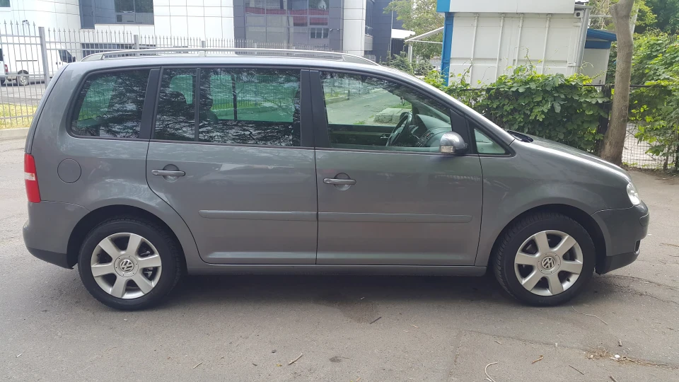 Volkswagen Touran 3