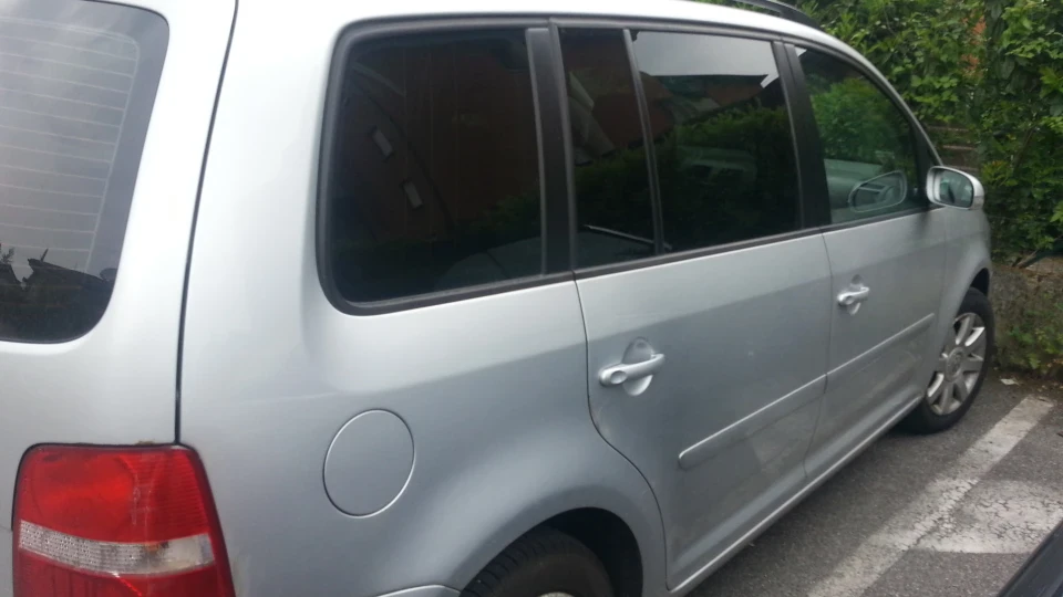 Volkswagen Touran 2