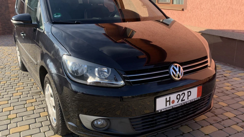 Volkswagen Touran 2