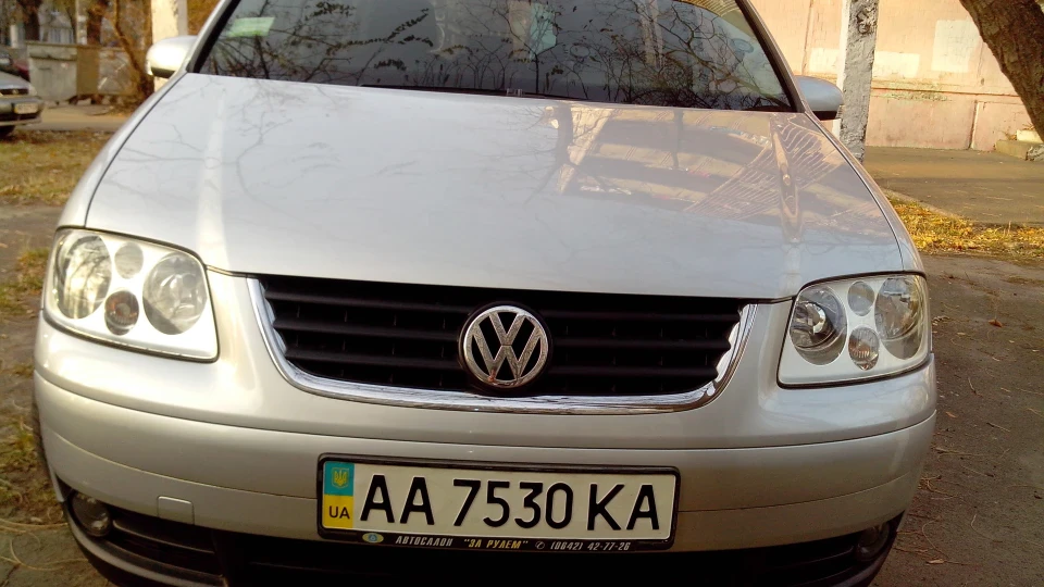 Volkswagen Touran 1.6 fsi 3