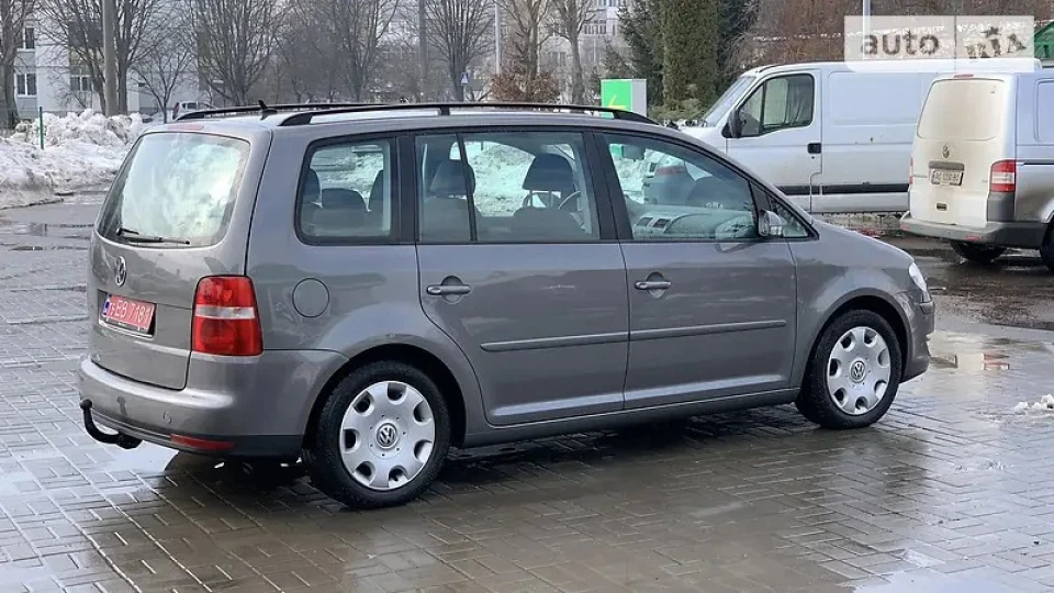 Volkswagen Touran 1,9 TDI BlueMotion 2