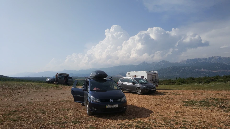 Volkswagen Touran 2-літрова Товста Куля 4