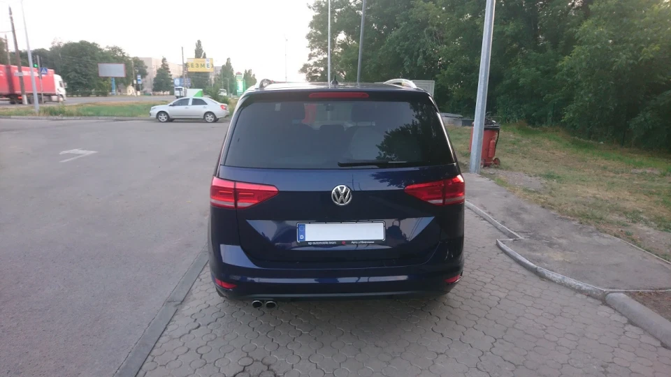 Volkswagen Touran Highline 3