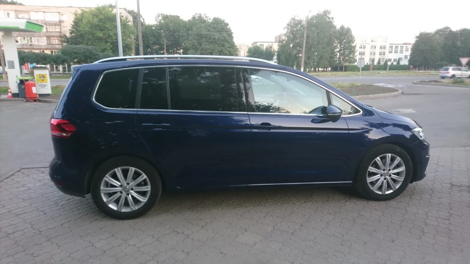 Volkswagen Touran Highline 4