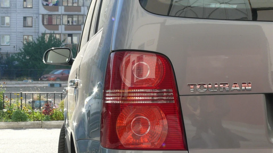 Volkswagen Touran Тюранозавр 4