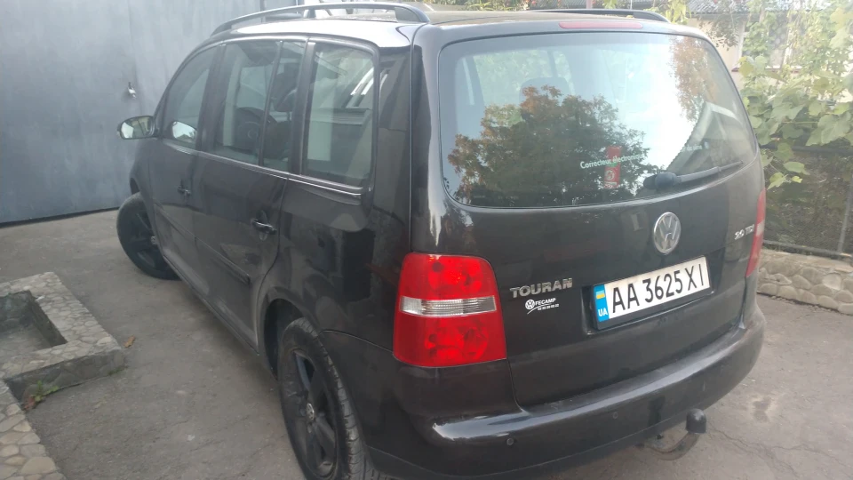 Volkswagen Touran turbotraktor 2.0 2