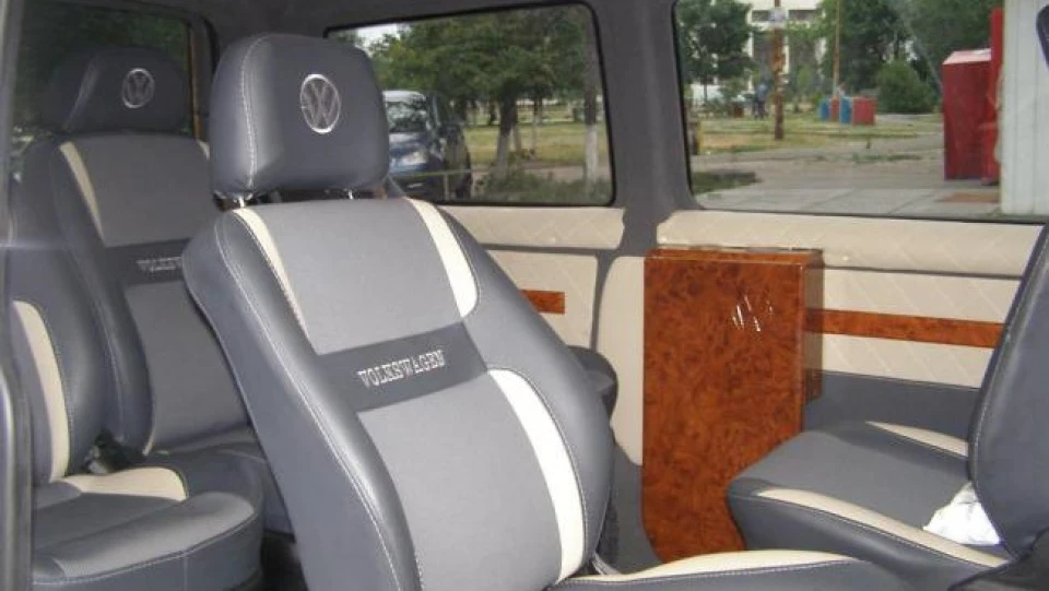 Volkswagen Transporter 2