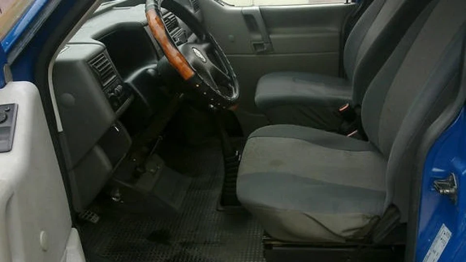 Volkswagen Transporter 2