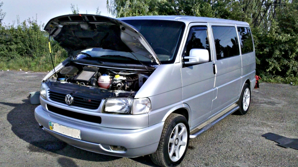 Volkswagen Transporter ☛ ❷.❺ⓉⒹⒾ 5