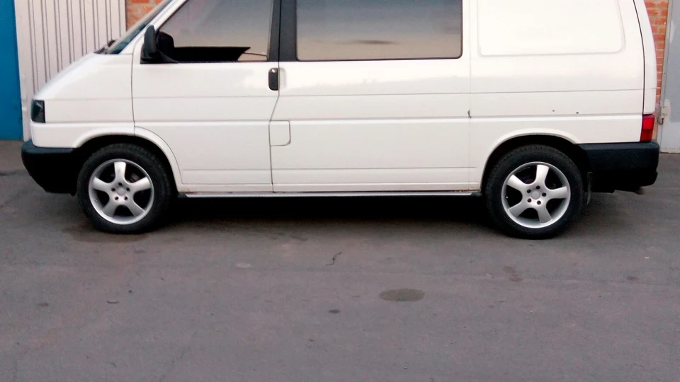 Volkswagen Transporter 2