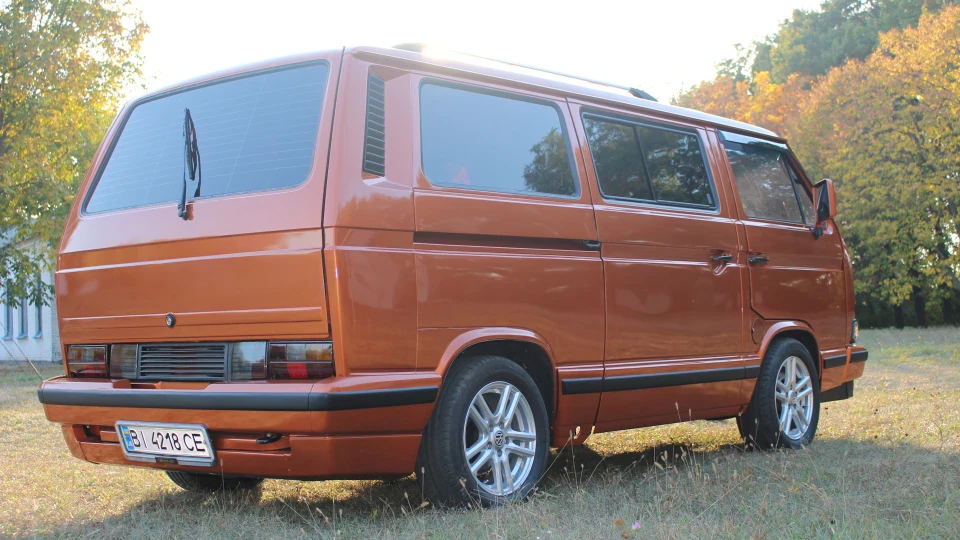 Volkswagen Transporter 2