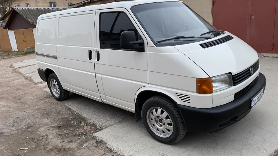 Volkswagen Transporter 1.9 TD 2