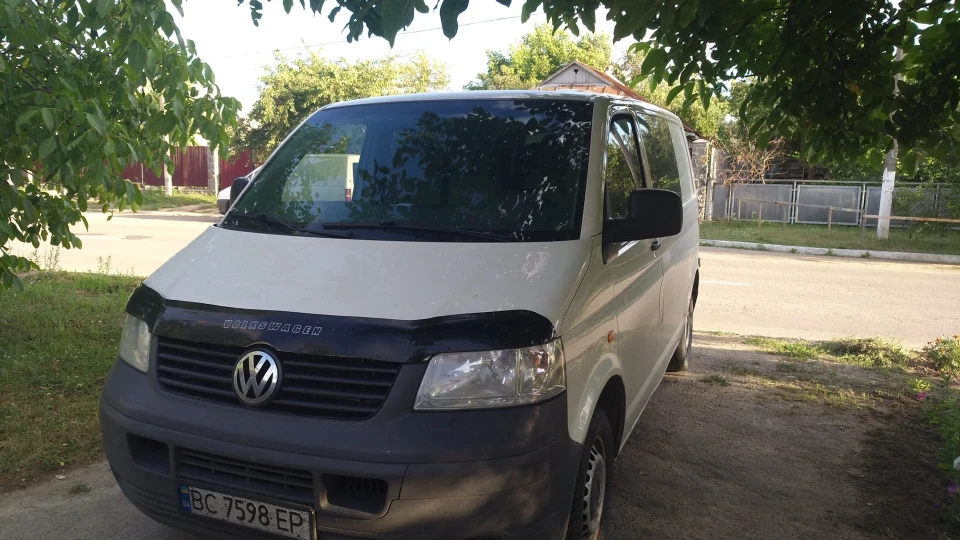 Volkswagen Transporter 1.9 TDI (AXB) 2