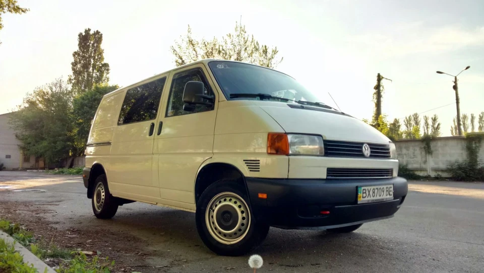 Volkswagen Transporter 1,9TD Старий фонд
