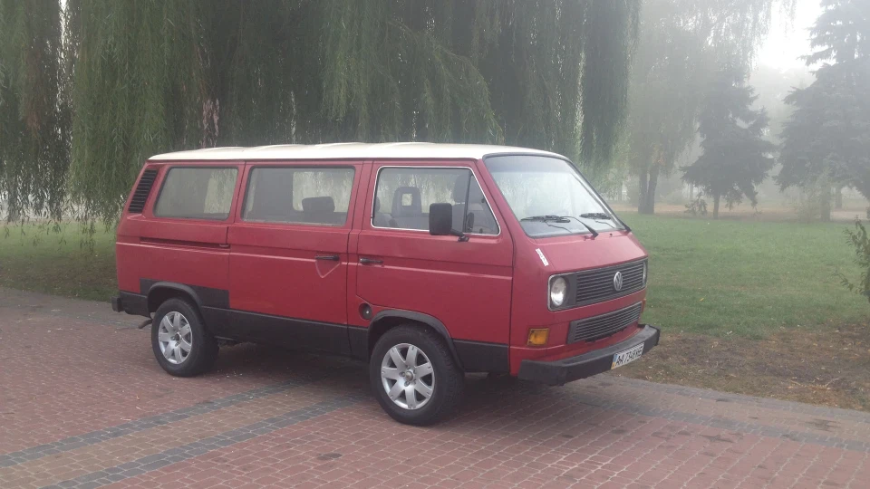Volkswagen Transporter 1.9TDI 5