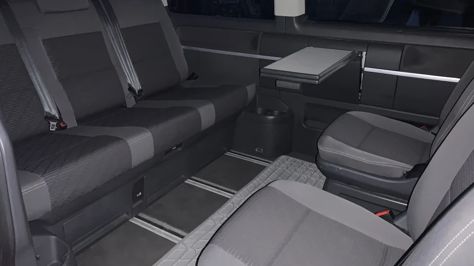 Volkswagen Transporter 2.0 CAAB Multivan 4