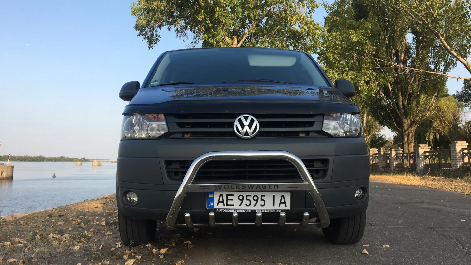 Volkswagen Transporter 2.0 TDI 85 kw вантаж-пас.