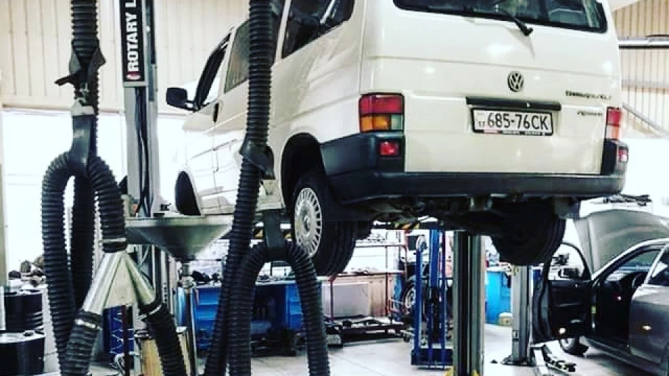 Volkswagen Transporter 2.4 AAB; КПП ARL synhro 2