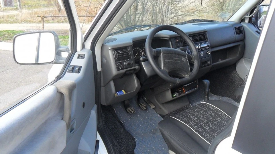 Volkswagen Transporter 2.4D 4