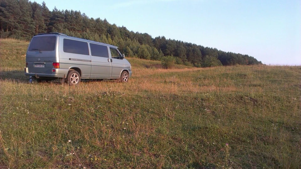 Volkswagen Transporter 2.5 75Kw 4