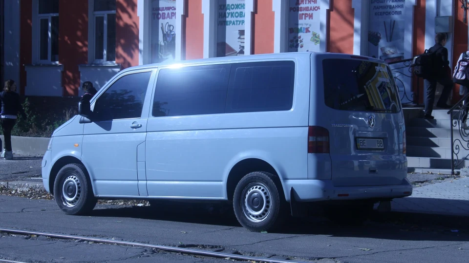 Volkswagen Transporter 2.5 AXD TDI 96kvv 2