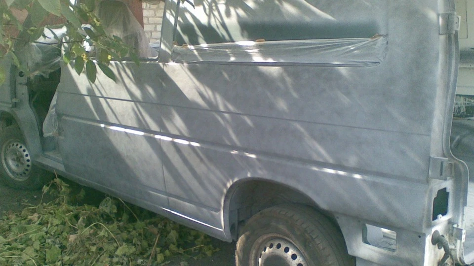 Volkswagen Transporter 2.5 TDI 65 KW 5