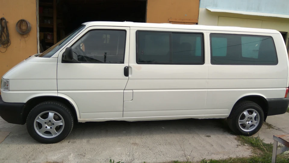 Volkswagen Transporter 2,5 TDI 75 KW 102 л.с. 4