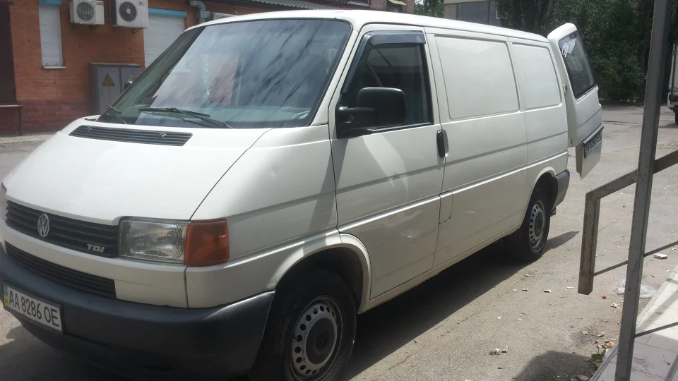 Volkswagen Transporter 2.5 TDi 75kw 5