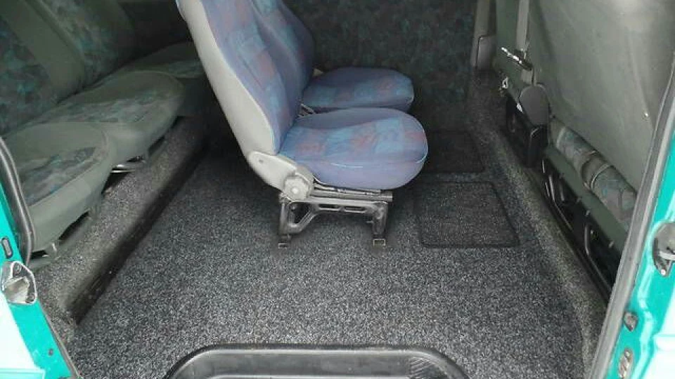 Volkswagen Transporter 2.5 tdi 75kw 2