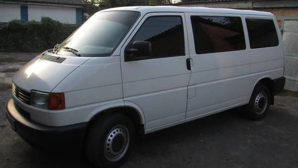 Volkswagen Transporter 2.5 TDI AJT 3