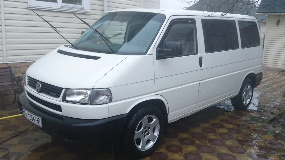 Volkswagen Transporter 2.5 TDI 2